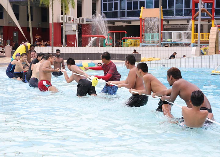 ActiveSG-tug-of-war-swimming-pool
